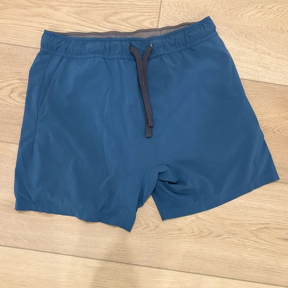 Faherty Other - Faherty Deep Blue hybrid Shorts